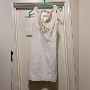 White Lilly Pulitzer Dress with Gold Detailing (Size 0)